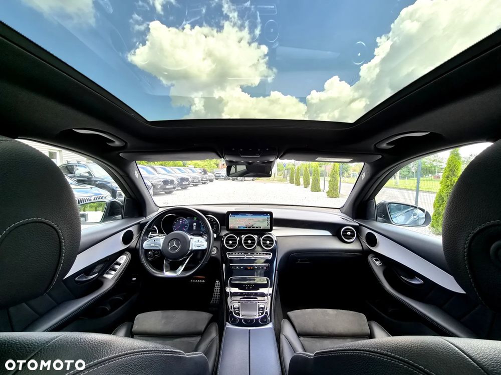 Mercedes-Benz GLC 300 de 4Matic 9G-TRONIC AMG Line Plus - 11