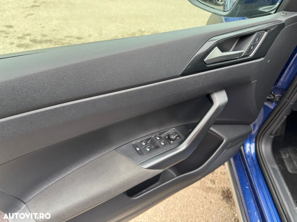 Volkswagen Taigo 1.0 TSI DSG Life - 12