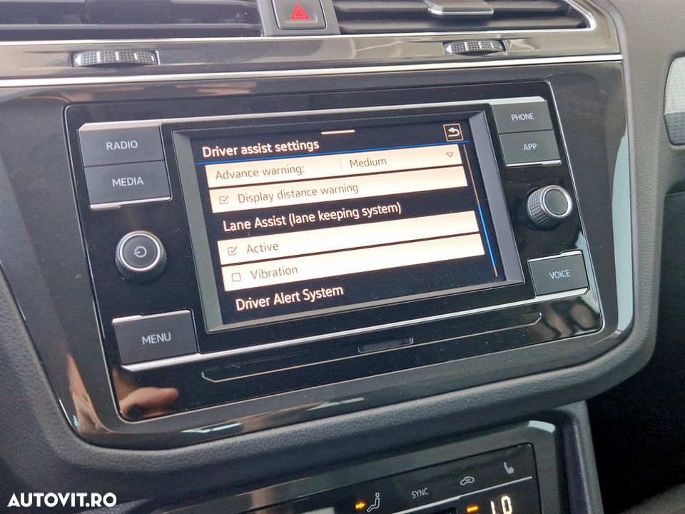 Volkswagen Tiguan 2.0 TDI DSG Life - 23