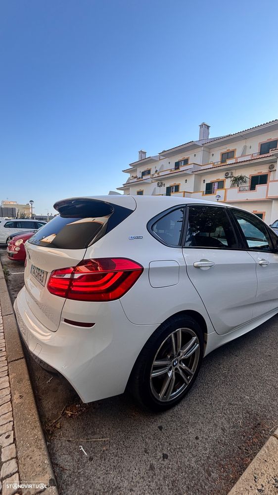 BMW 214 Active Tourer - 8