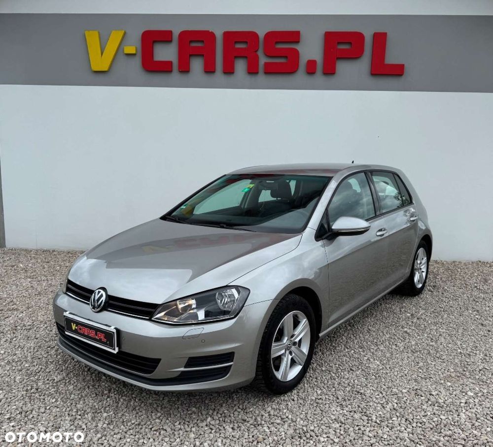 Volkswagen Golf - 28