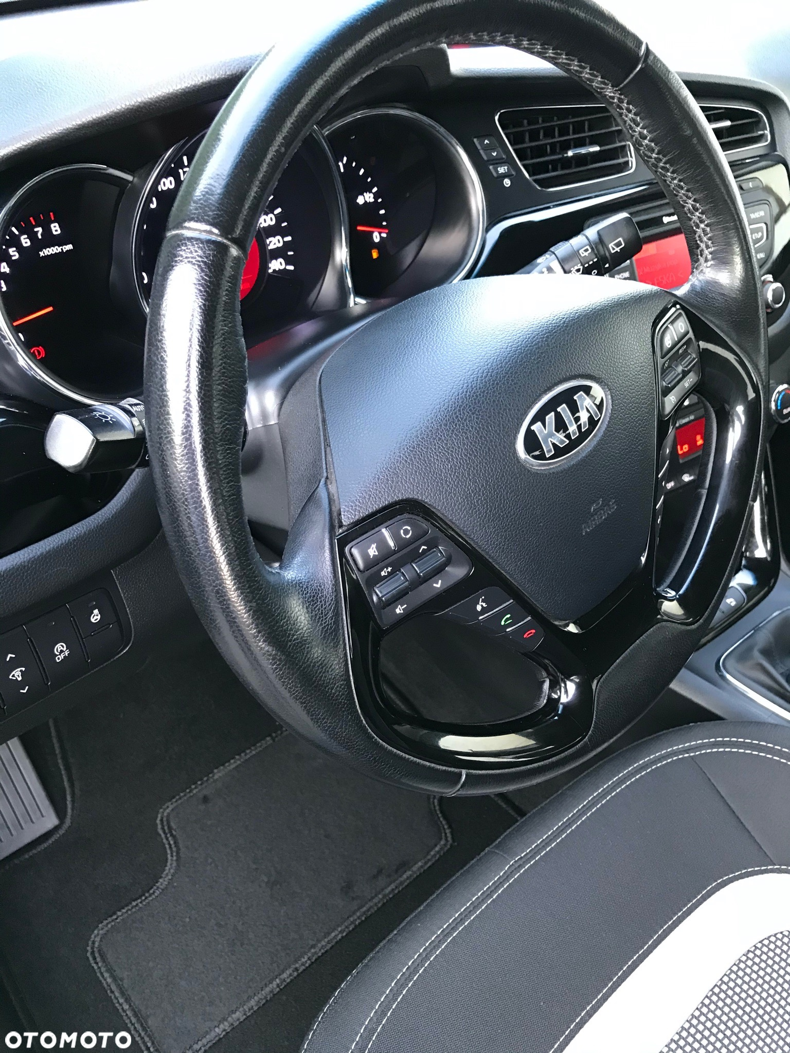 Kia Ceed 1.6 GDI Edition 7 - 16
