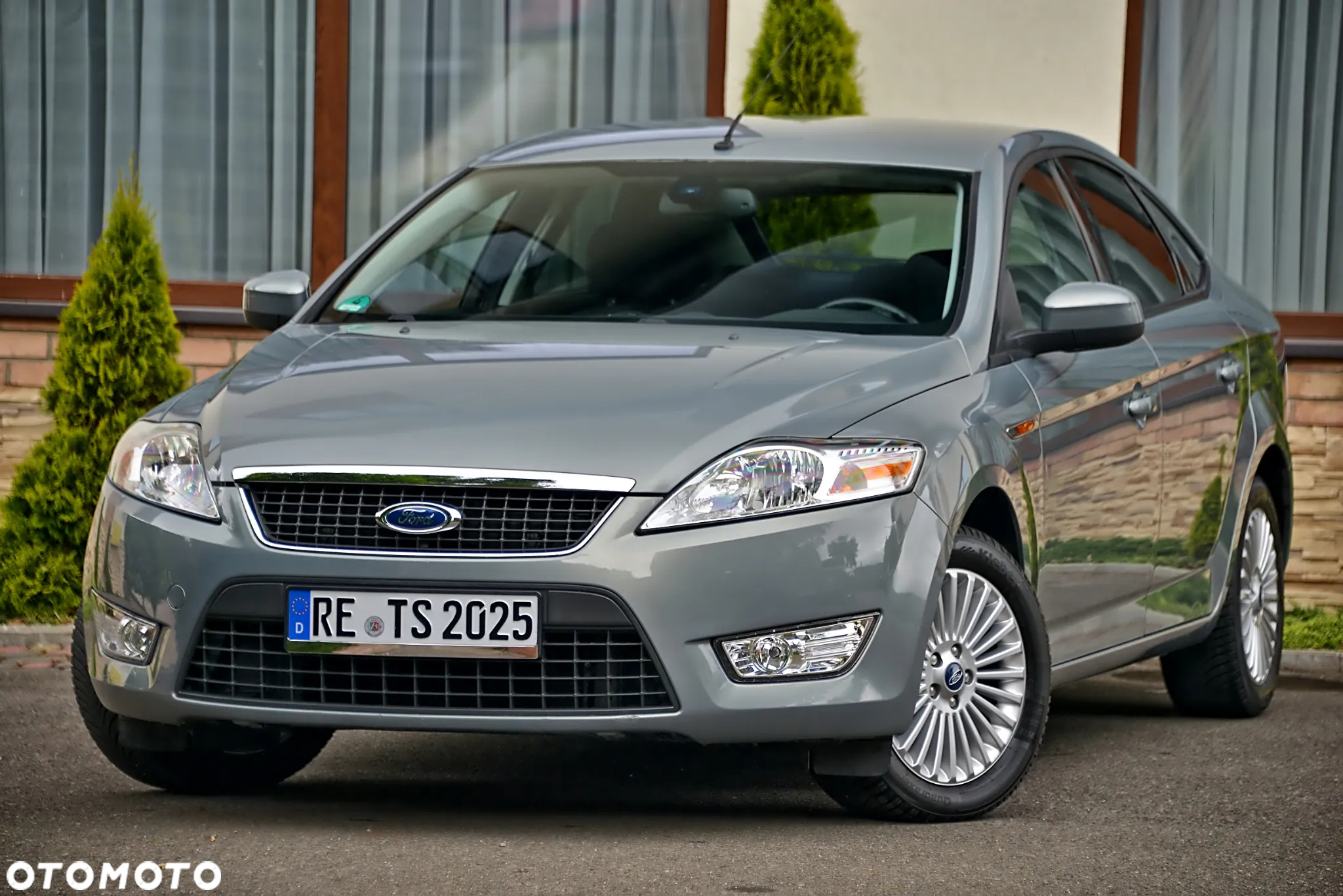 Ford Mondeo 1.6 Trend - 2