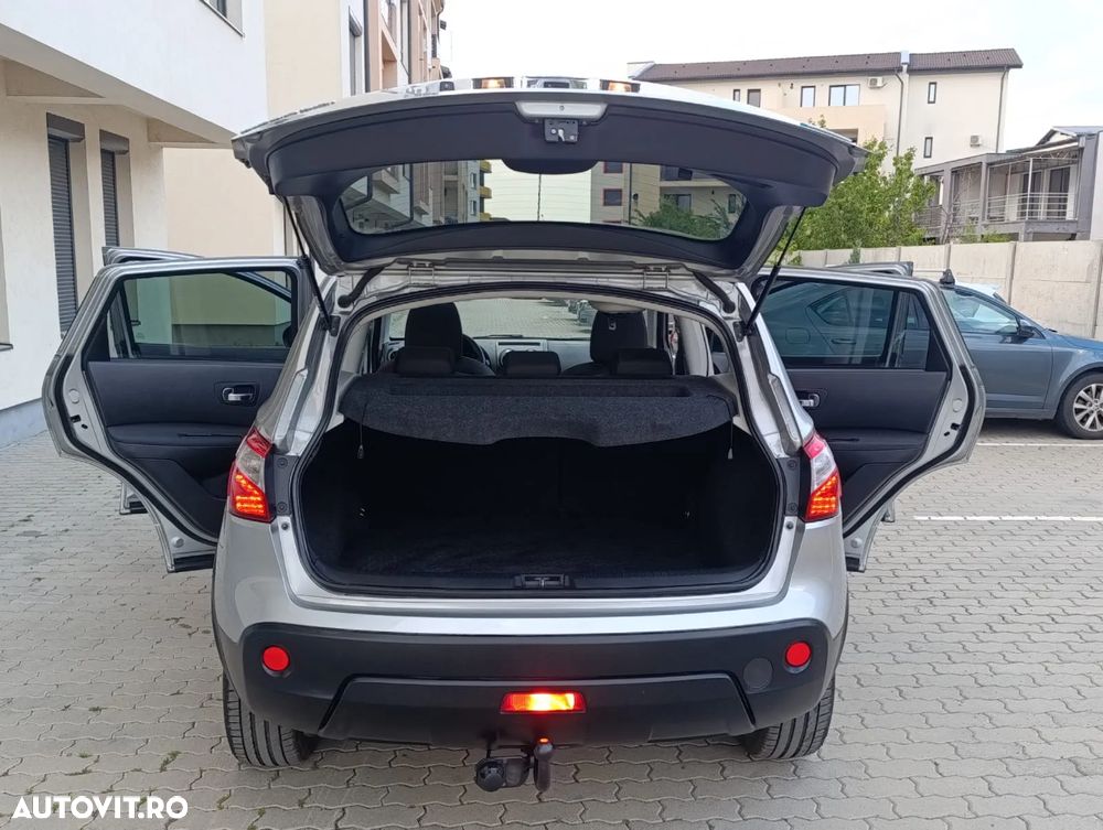 Nissan Qashqai - 11
