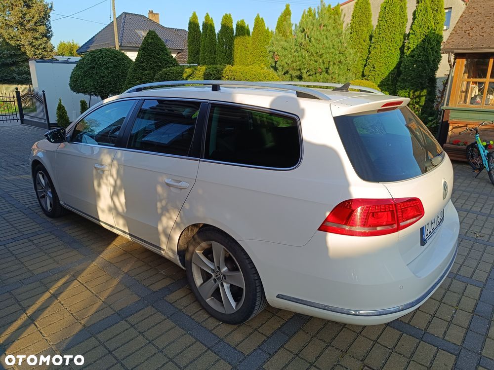 Volkswagen Passat 2.0 TDI Comfortline DSG - 4