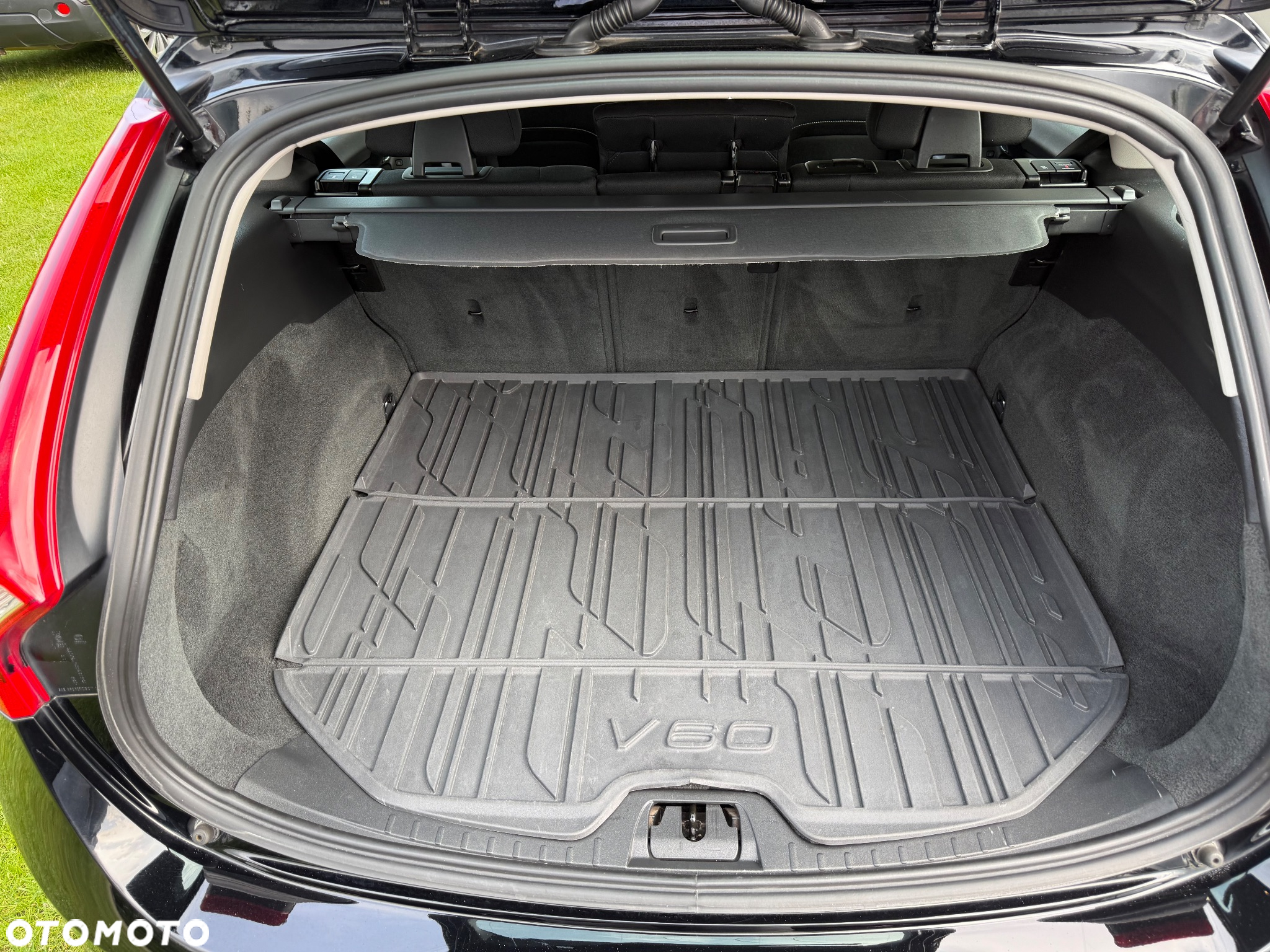 Volvo V60 D3 Momentum - 34