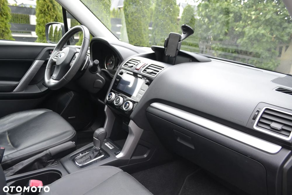 Subaru Forester 2.0 XT Comfort Lineartronic - 37