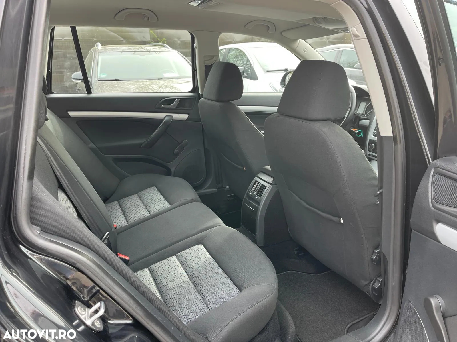 Skoda Octavia 1.6 TDI DPF GreenLine - 7