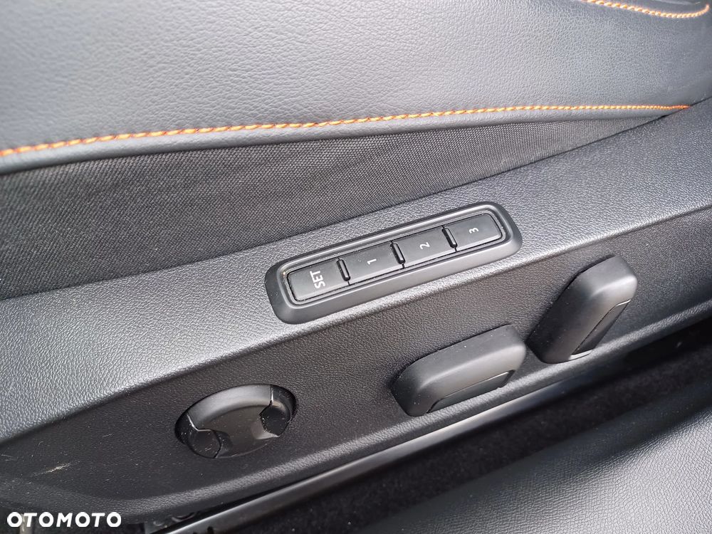 Seat Leon 1.4 e-Hybrid DSG FR - 29