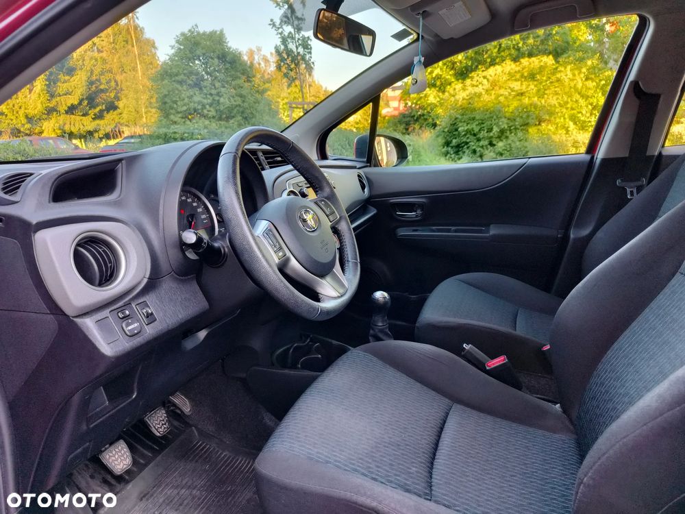 Toyota Yaris - 15