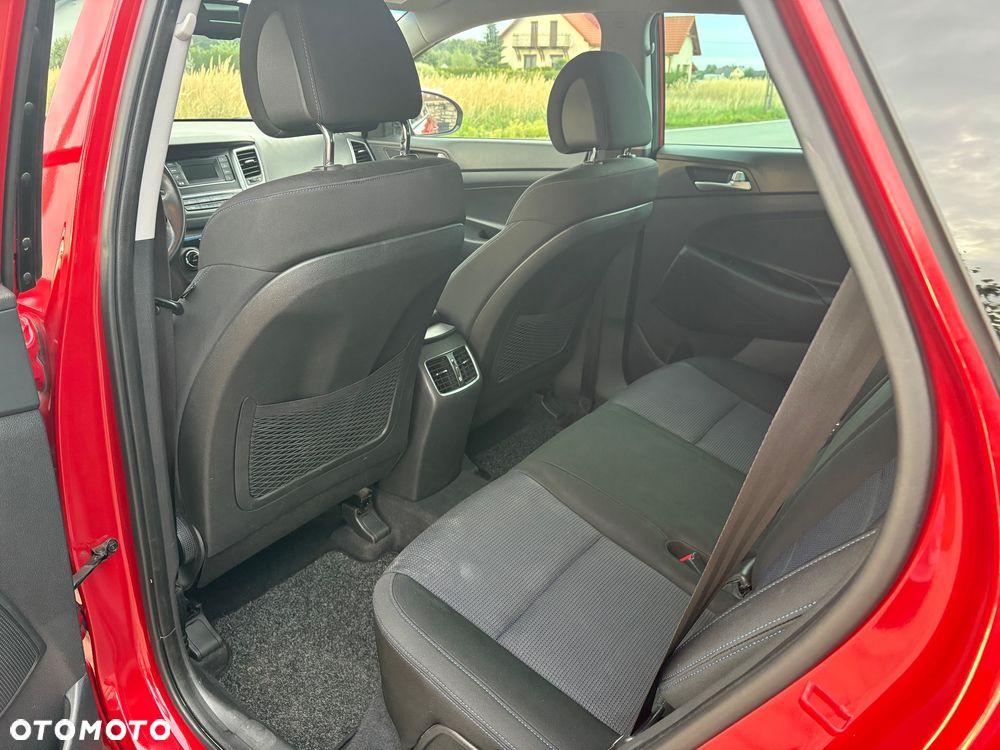 Hyundai Tucson 1.6 GDI BlueDrive Comfort 2WD - 11