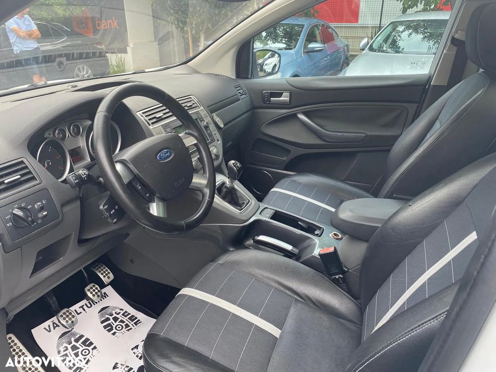 Ford Kuga 2.0L TDCi DPF Titanium - 5