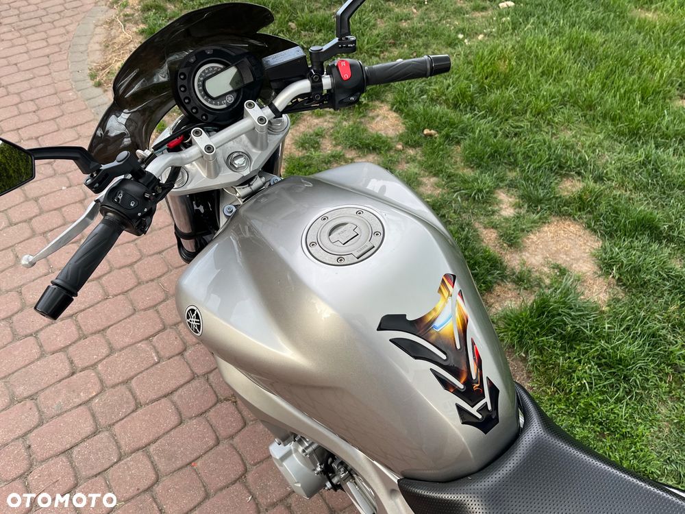 Yamaha FZ6 - 23