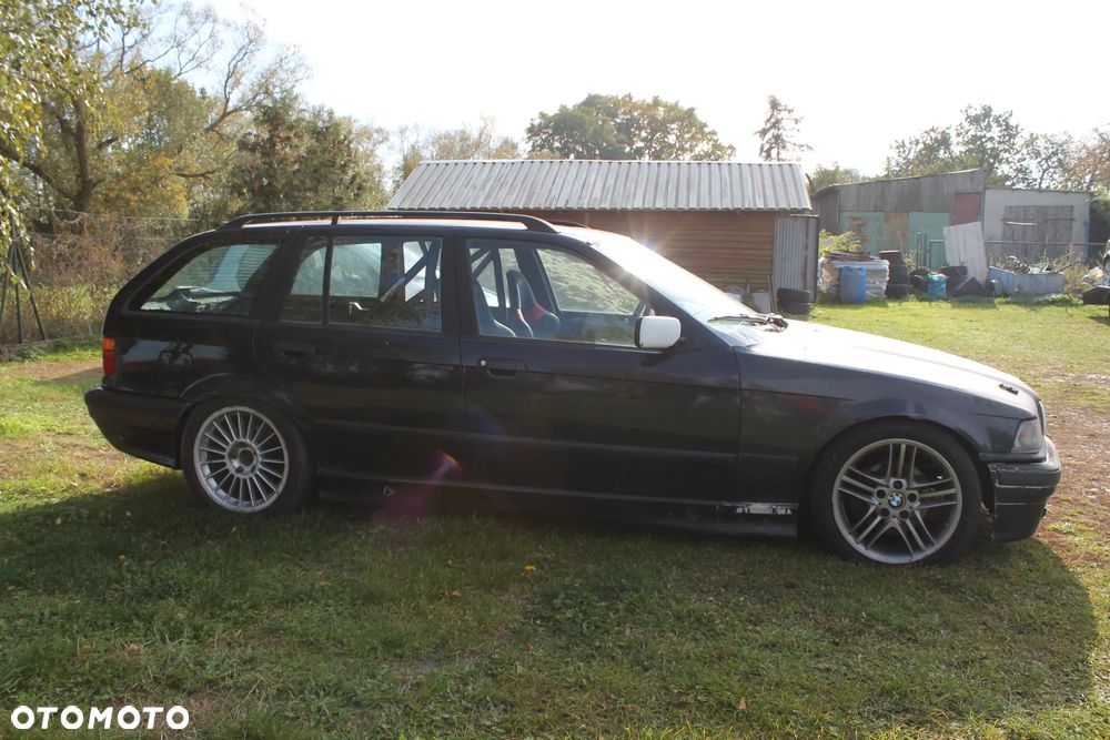 BMW 3 Series 1995 photo 3