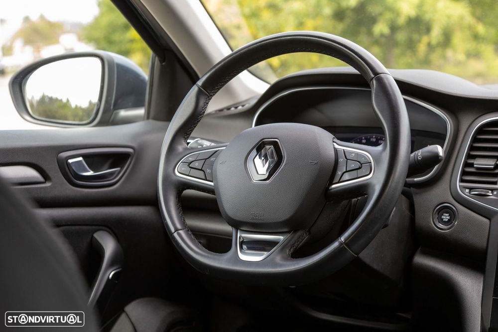 Renault Mégane 1.5 Blue dCi Intens EDC - 45
