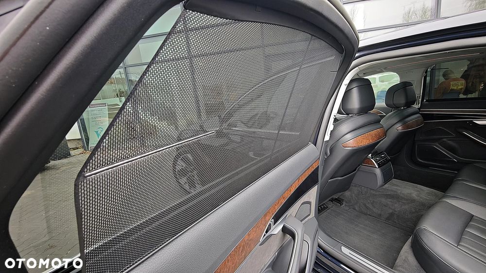 Audi A8 L 55 TFSI quattro tiptronic - 16