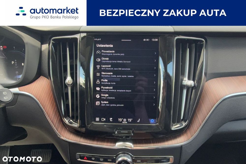 Volvo XC 60 B4 D Plus Bright - 17