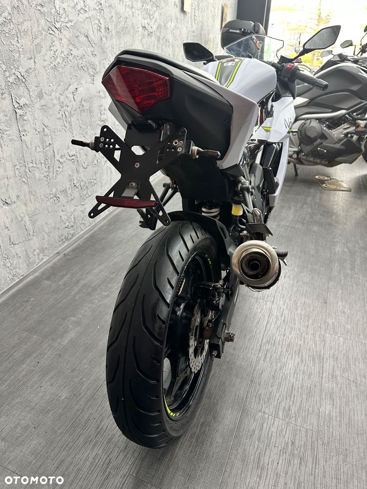 Kawasaki Ninja - 13