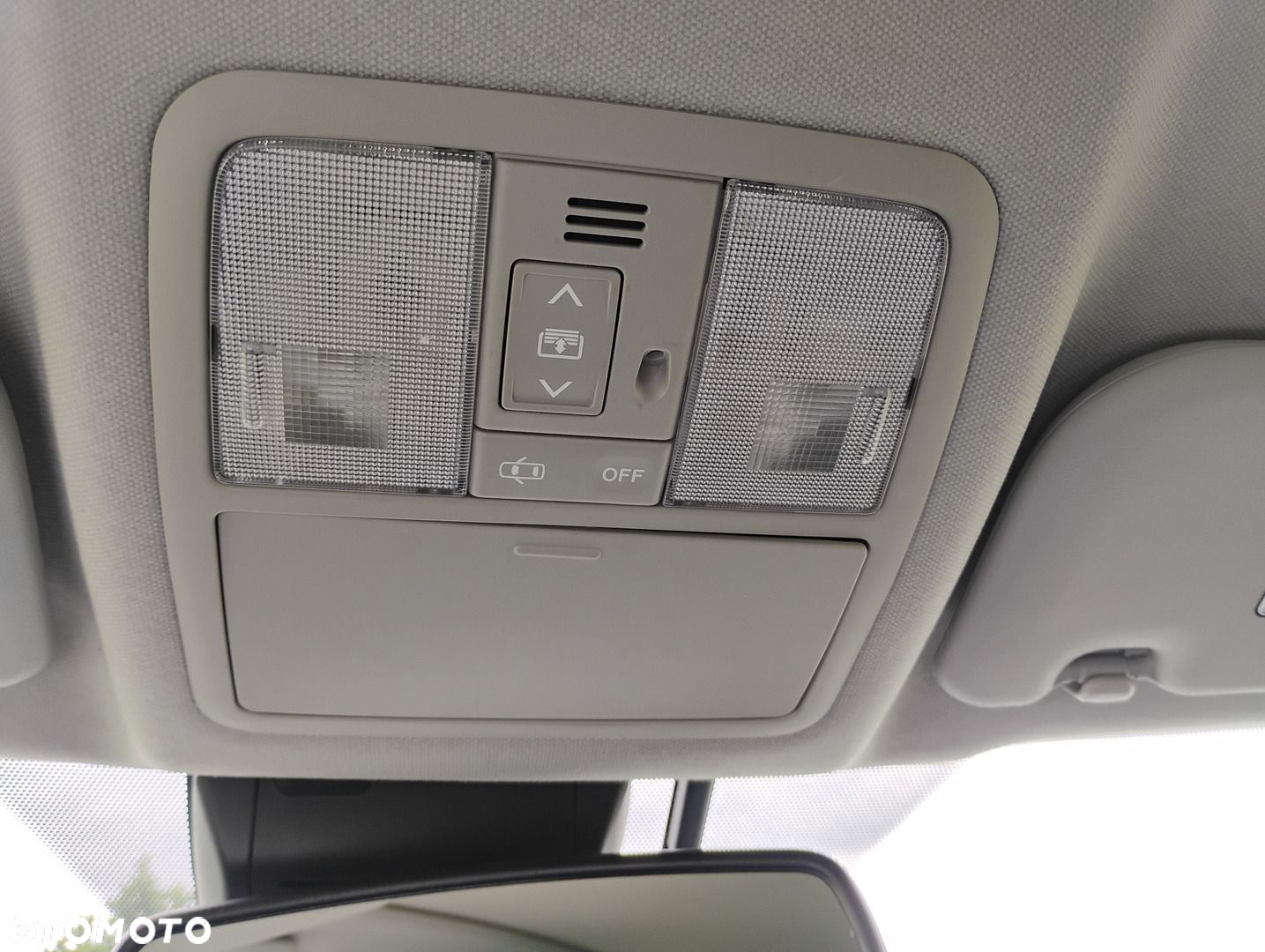 Toyota Auris - 16