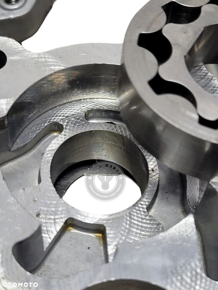 Pompa oleju kasatory wałek rozrządu Harley Davidson Milwaukee Eight 25400190 25400131 - 9