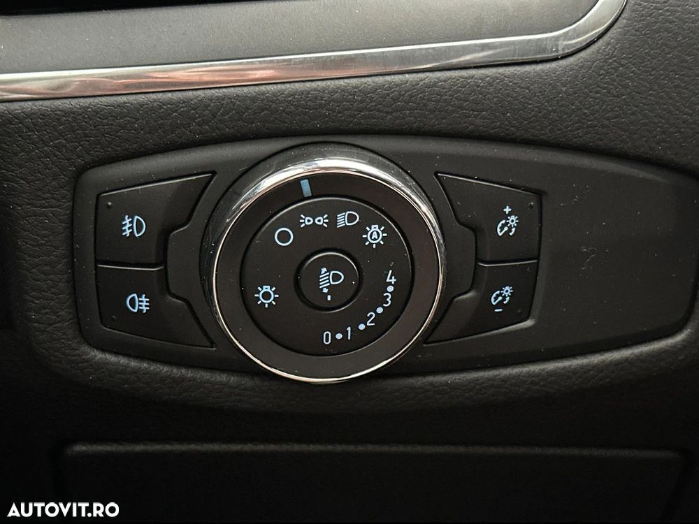 Ford S-Max - 15