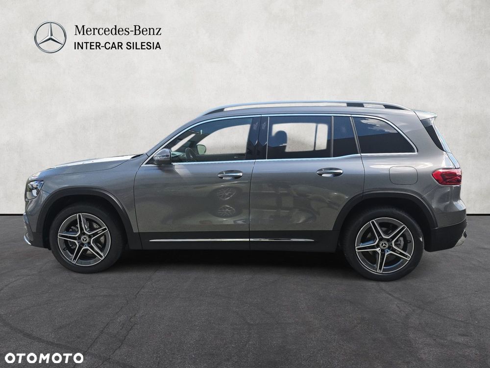 Mercedes-Benz GLB - 8
