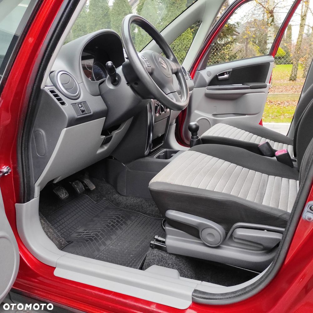 Suzuki SX4 1.6 Comfort - 19