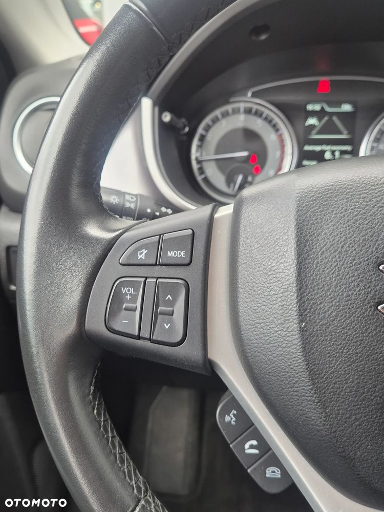 Suzuki Vitara 1.4 Boosterjet SHVS Premium 2WD - 10