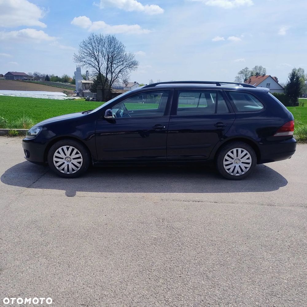 Volkswagen Golf 1.6 TDI Trendline - 6