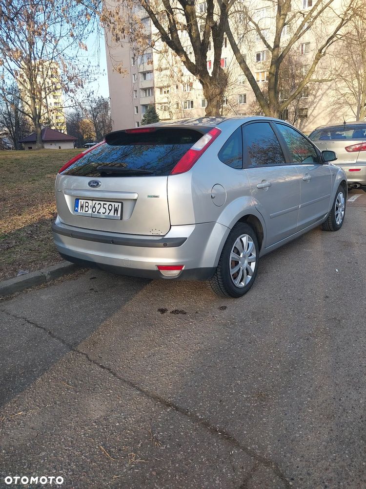 Ford Focus 1.8 Ghia - 3