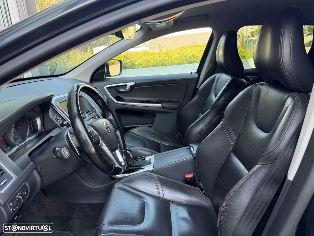 Volvo XC 60 2.0 D3 Dynamic Edition Geartronic - 14