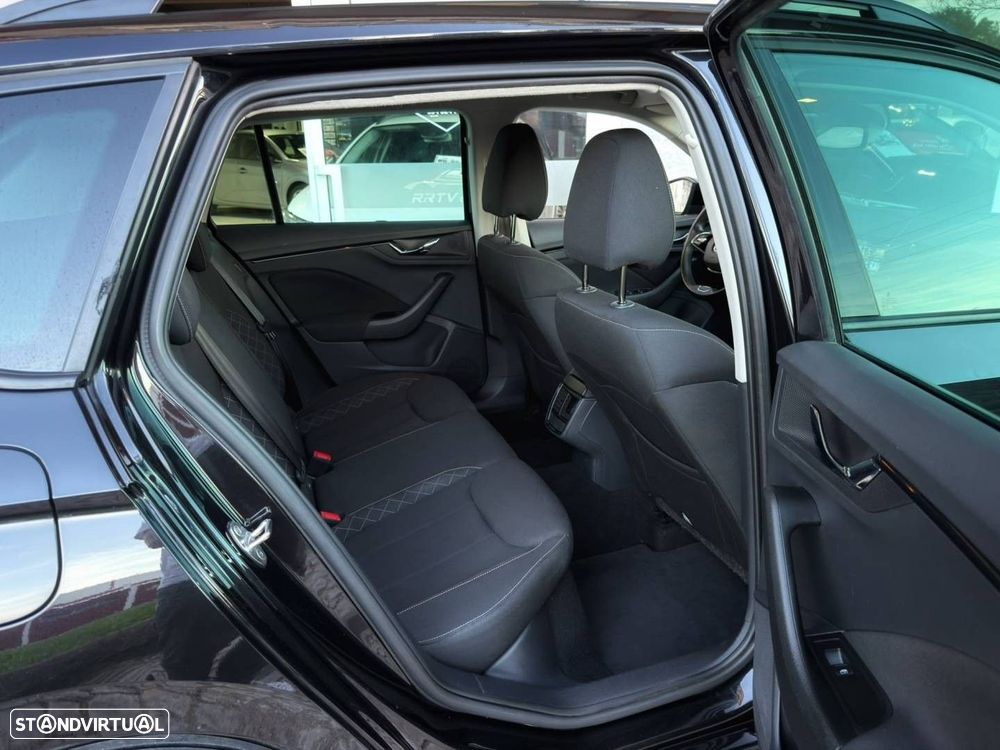 Skoda Kamiq 1.0 TSI DSG - 21