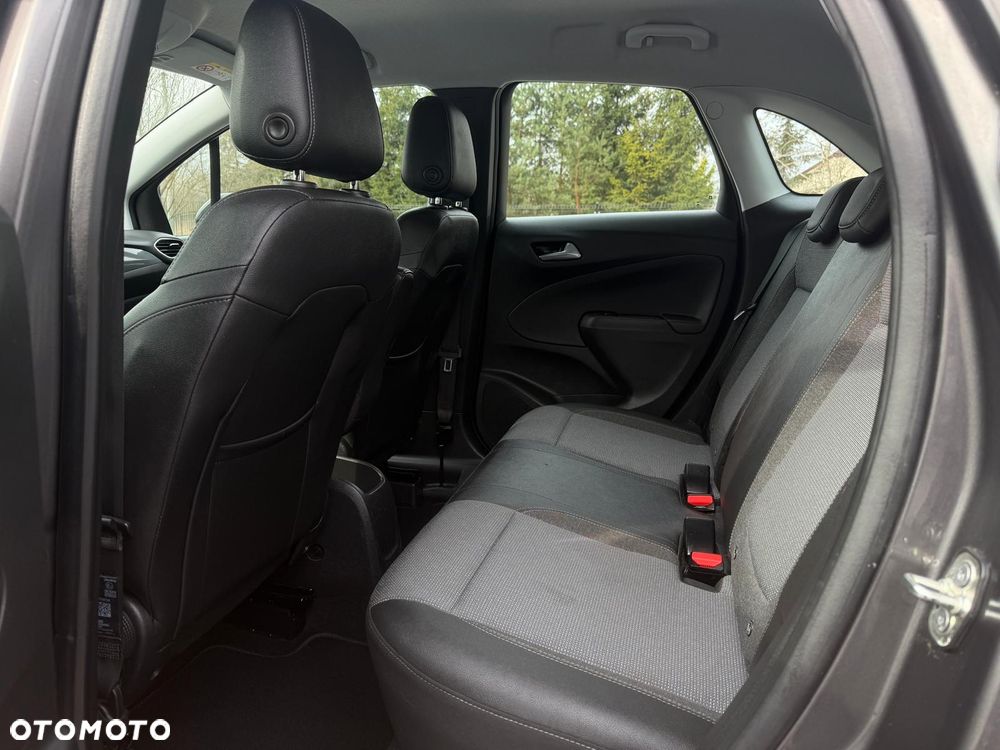 Opel Crossland X - 17