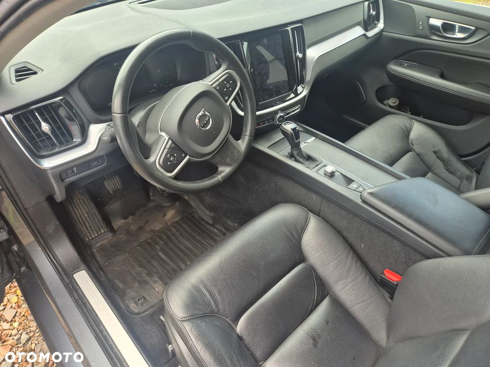 Volvo V60 D3 SCR Momentum - 9