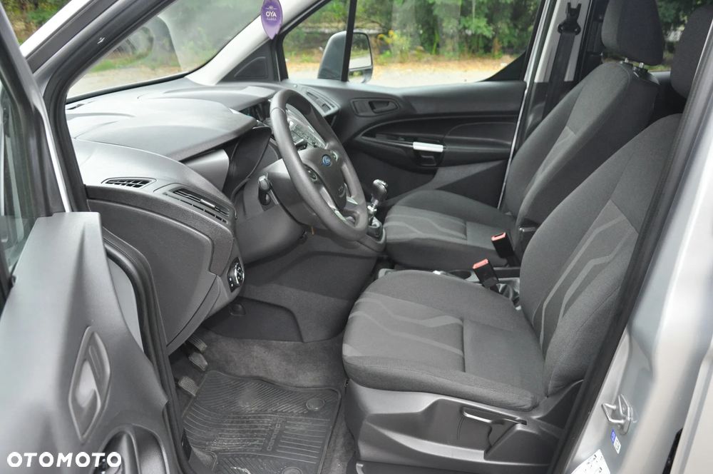 Ford Tourneo Connect - 26