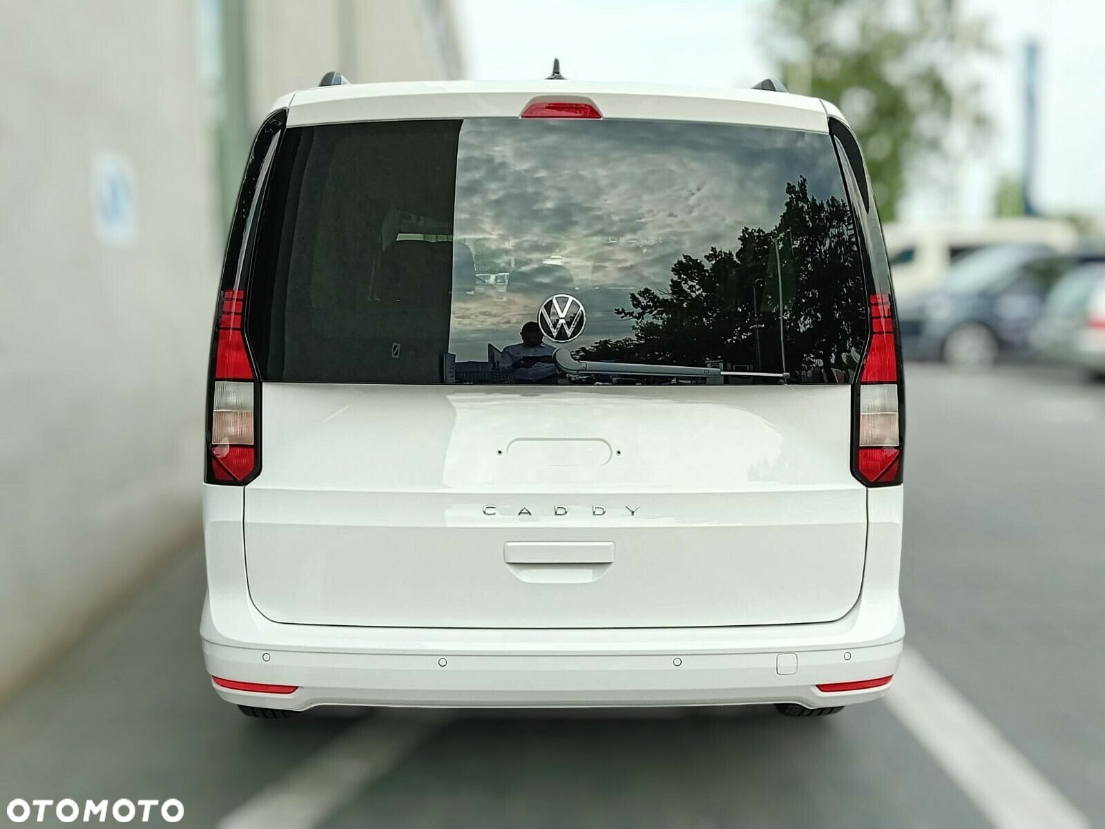 Volkswagen Caddy - 5