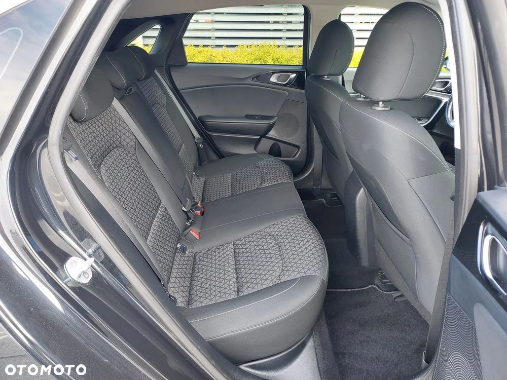 Kia Ceed 1.4 T-GDI OPF Platinum Edition - 25