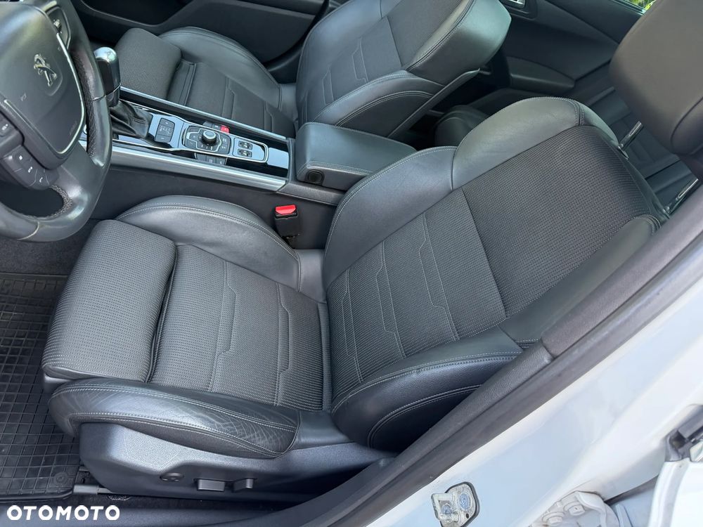 Peugeot 508 2.2 HDi GT - 12