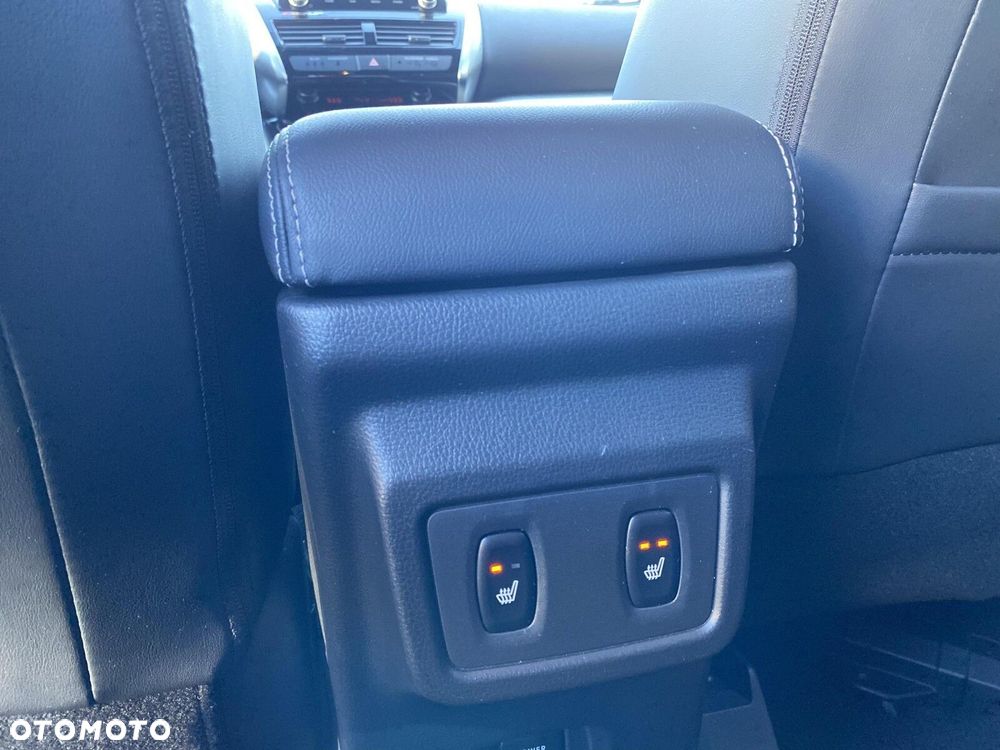 Mitsubishi Eclipse Cross - 17