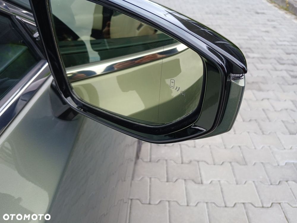 Lexus ES 300h Prestige - 29