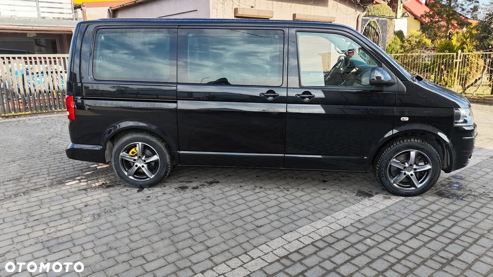 Volkswagen Multivan - 18