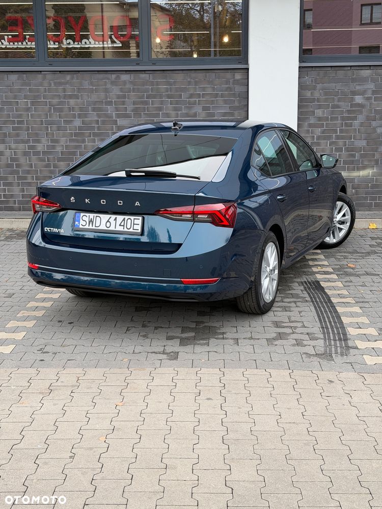 Skoda Octavia 1.5 TSI ACT Ambition - 4
