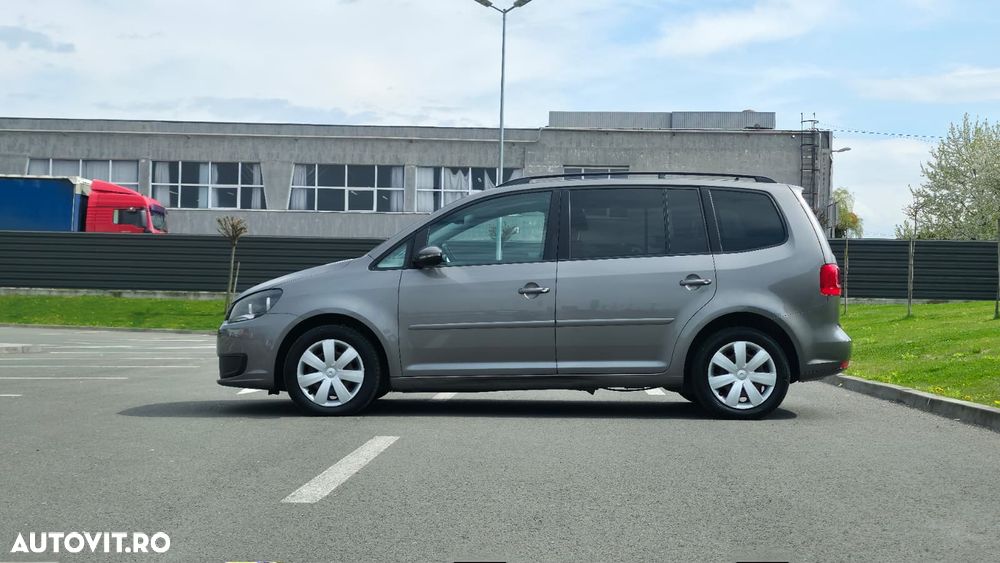Volkswagen Touran 1.6 TDI DPF Highline - 32