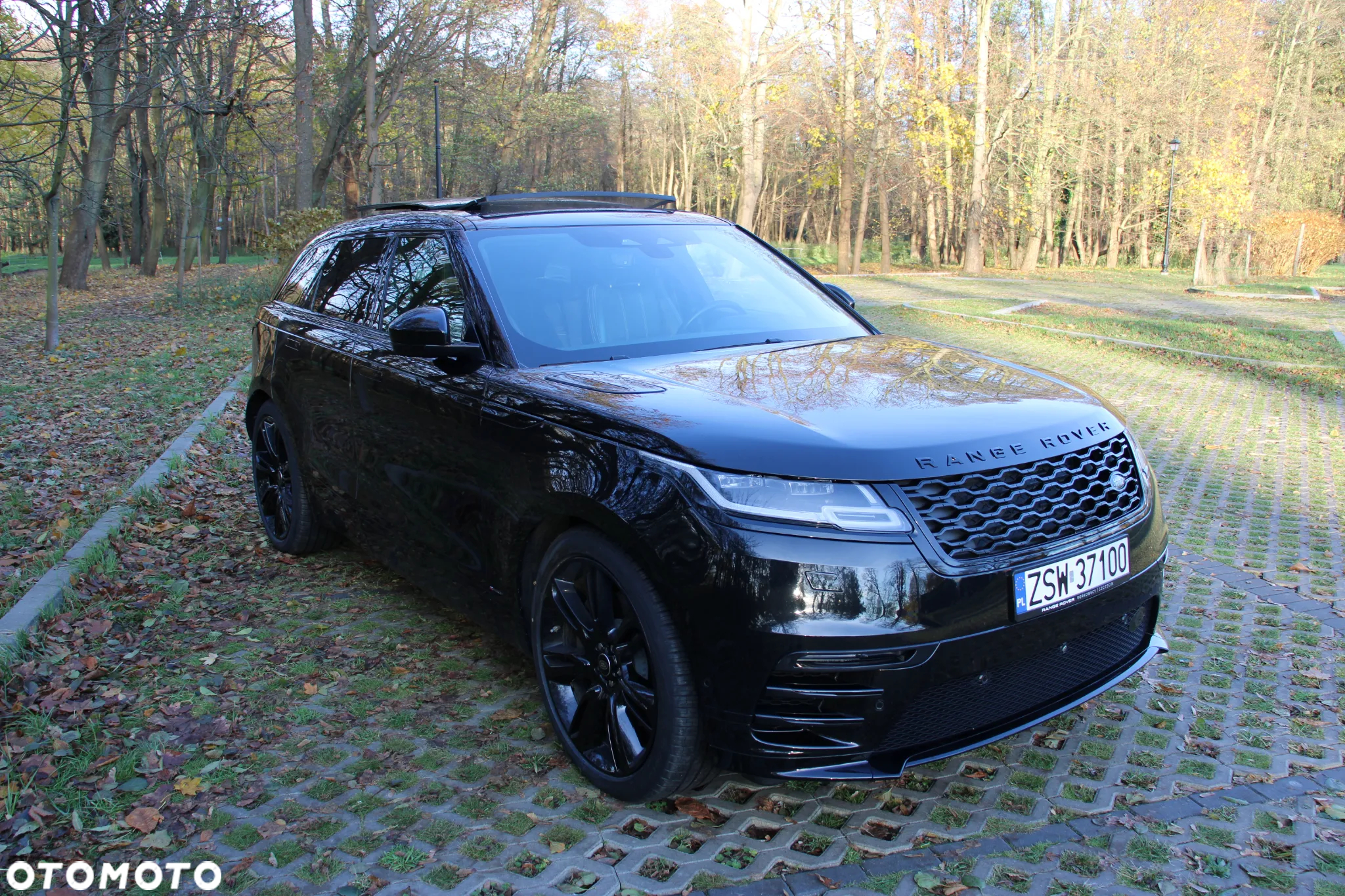 Land Rover Range Rover Velar D300 R-Dynamic HSE - 11