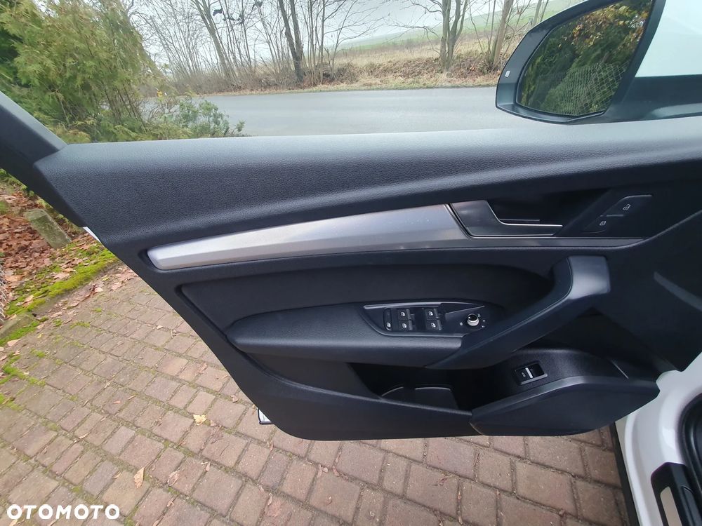 Audi Q5 2.0 TDI Quattro S tronic design - 9