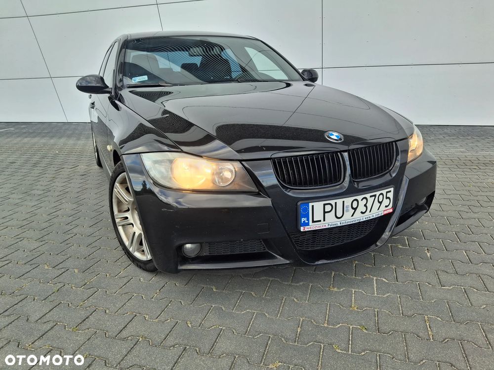 BMW Seria 3 318d DPF Edition Sport - 39