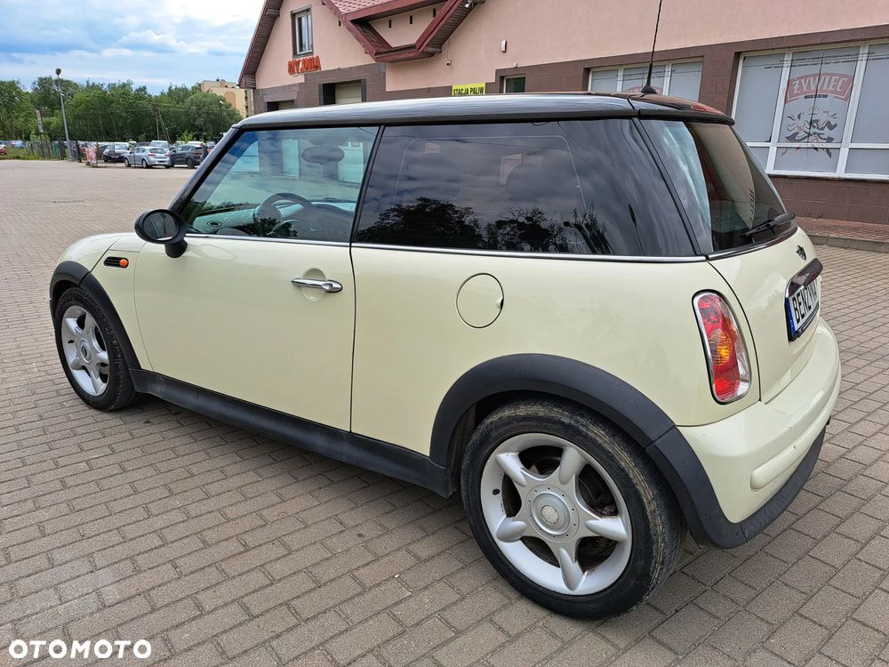 MINI ONE - 10