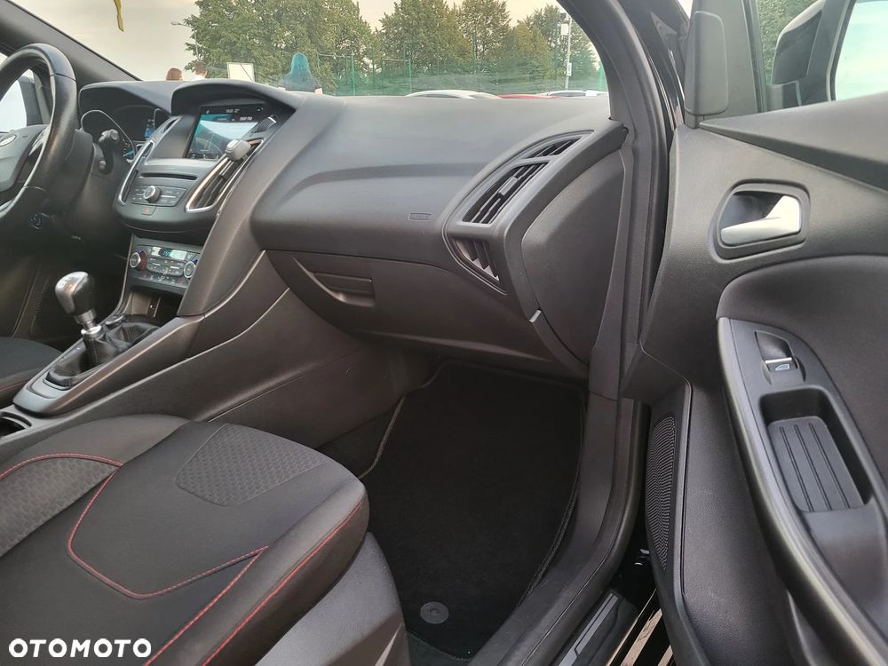 Ford Focus 1.5 EcoBoost Black Edition ASS - 15