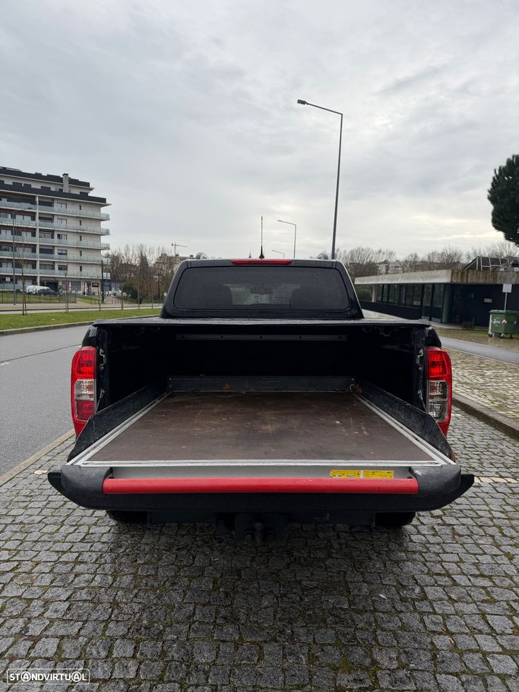 Nissan Navara 2.3 dCi CD 4WD Tekna Auto - 8