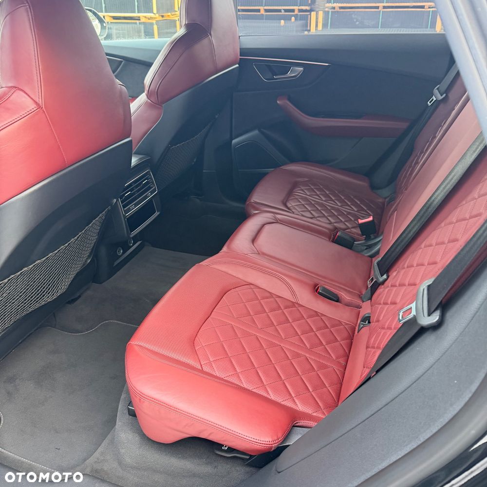 Audi SQ8 - 10